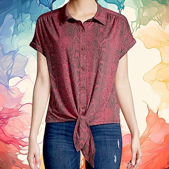 NWT C&C California Top Blouse Shirt S Snake Animal Print Knit Button Front NEW - Picture 1 of 11